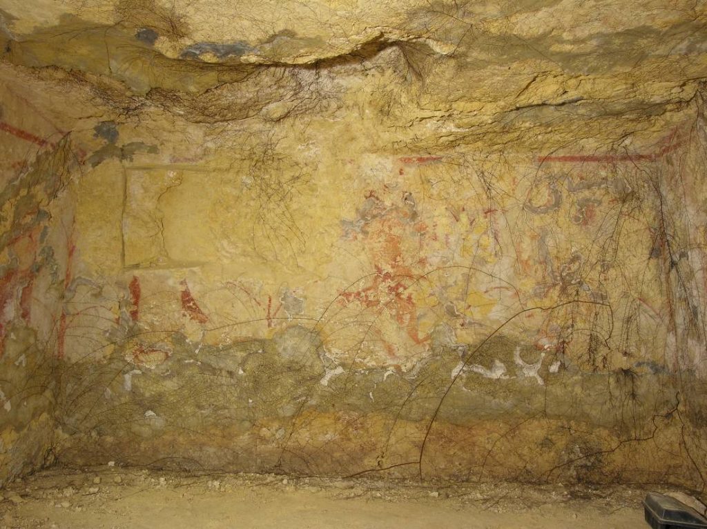 Tomba dei Vasi Dipinti (Tarquinia), parete allo stato attuale